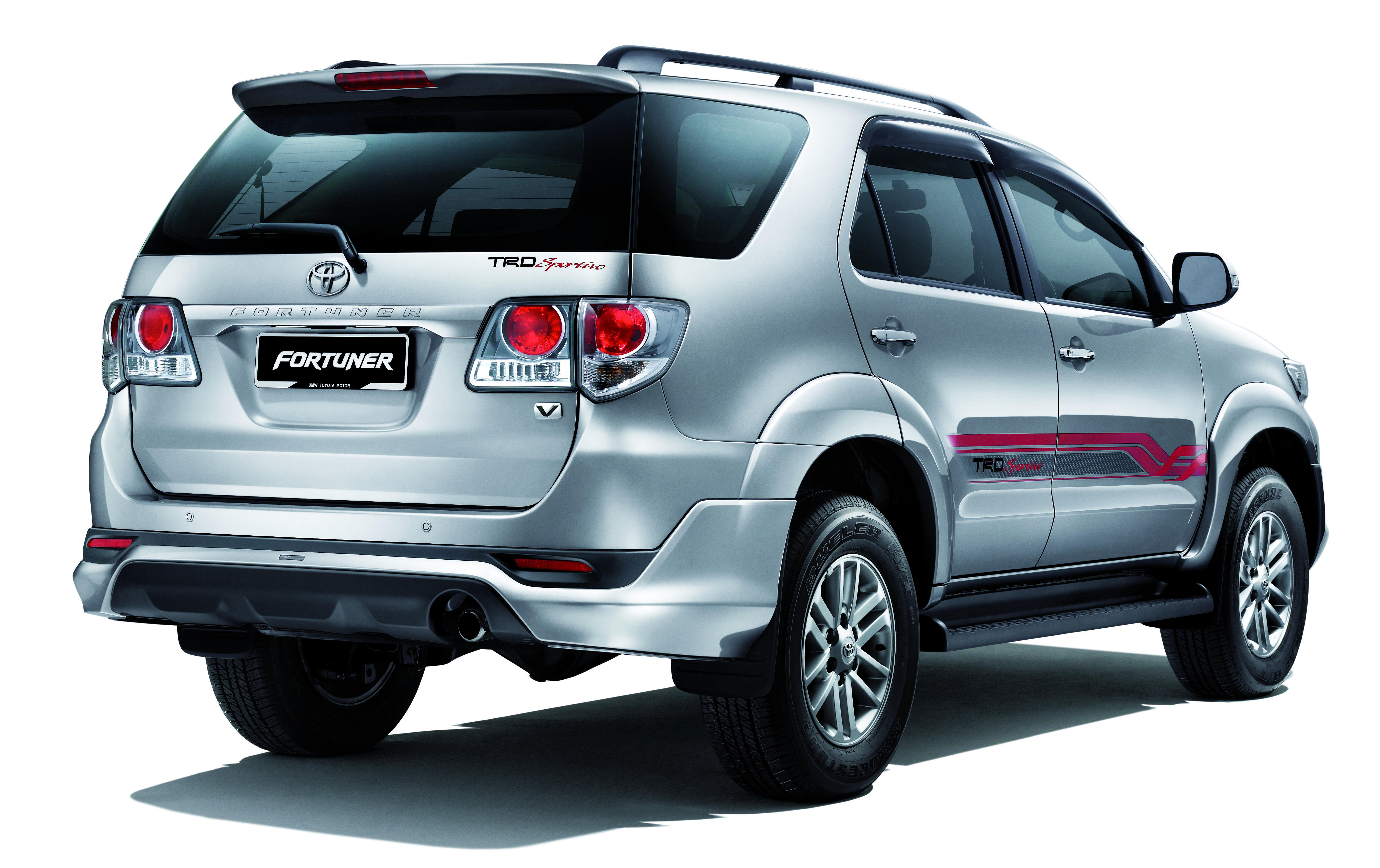  toyota fortuner
