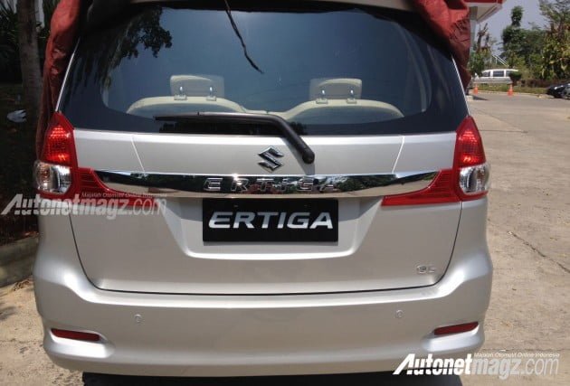 2015-maruti-ertiga-new-model-rear-pics - CarBlogIndia