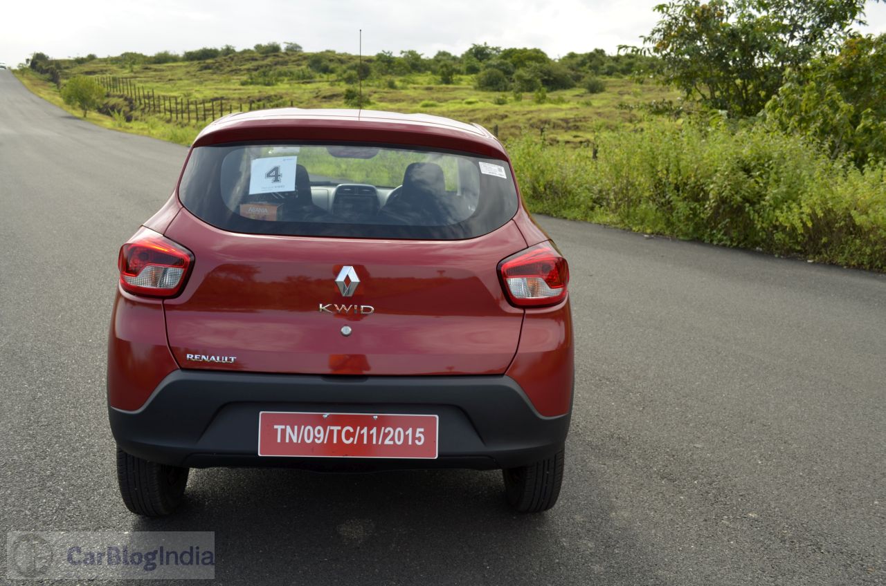 renaultkwidtestdrivereviewredrxt (34) CarBlogIndia