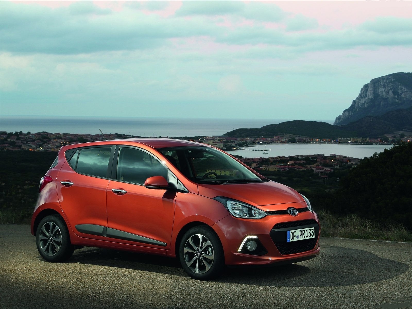 hyundai i10 miniature