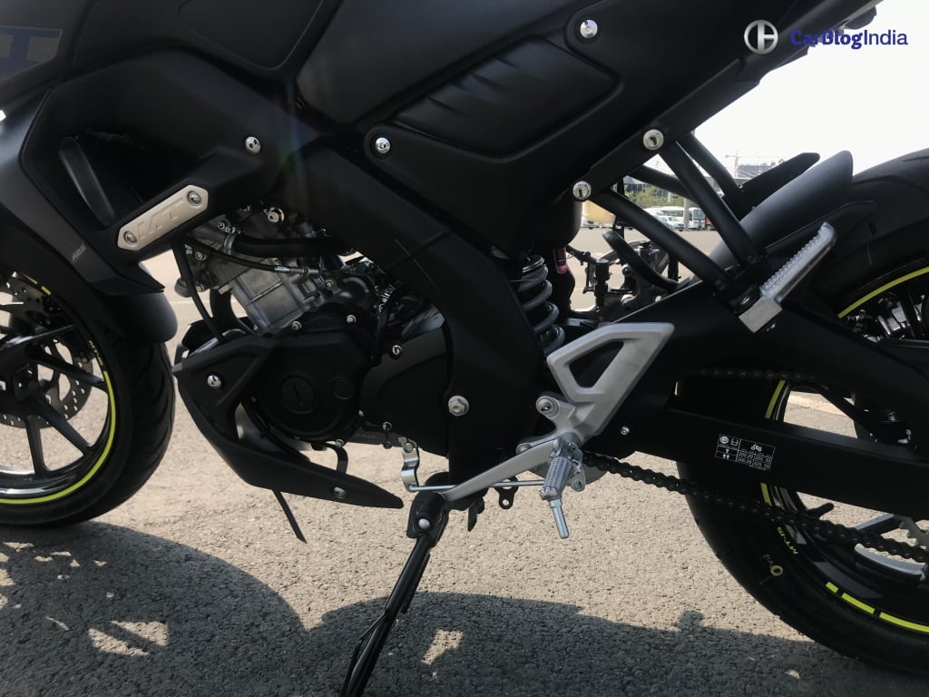 Yamaha Mt First Ride Review Is It Actually R V With A Naked Body Car Blog India