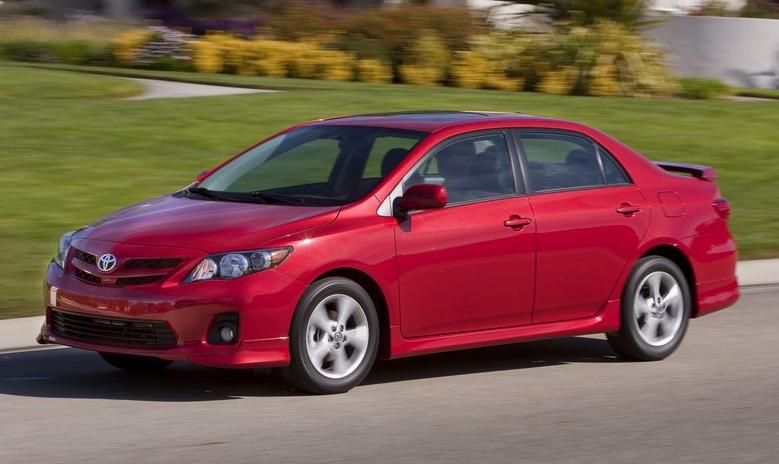 Nồi đồng cối đá Toyota Corolla Altis 2011 rao bán hơn 500 triệu đồng