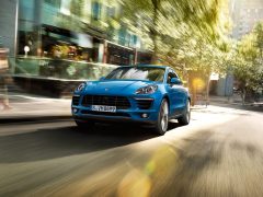 2015 Porsche Macan Front Left Quarter