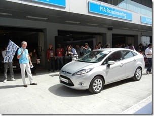 Ford Fiesta 2012 PowerShift Automatic Track Test Drive Review (37)