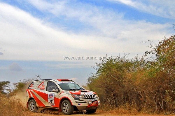 Mahindra Adventure team XUV500 At Dakshin Dare Rally 2012
