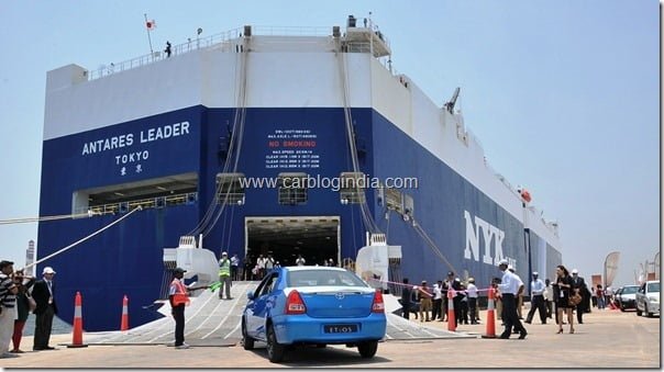 Toyota Etios Export Ceremony at Ennore Port near Chennai  4th April 2012 (5)