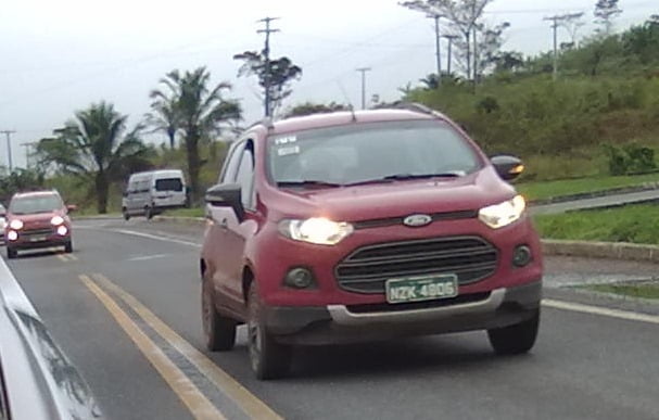 Ford EcoSport Production Car Spy Pictures (1)