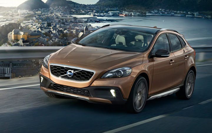 2012 Volvo V40 Cross Country hatchback front open