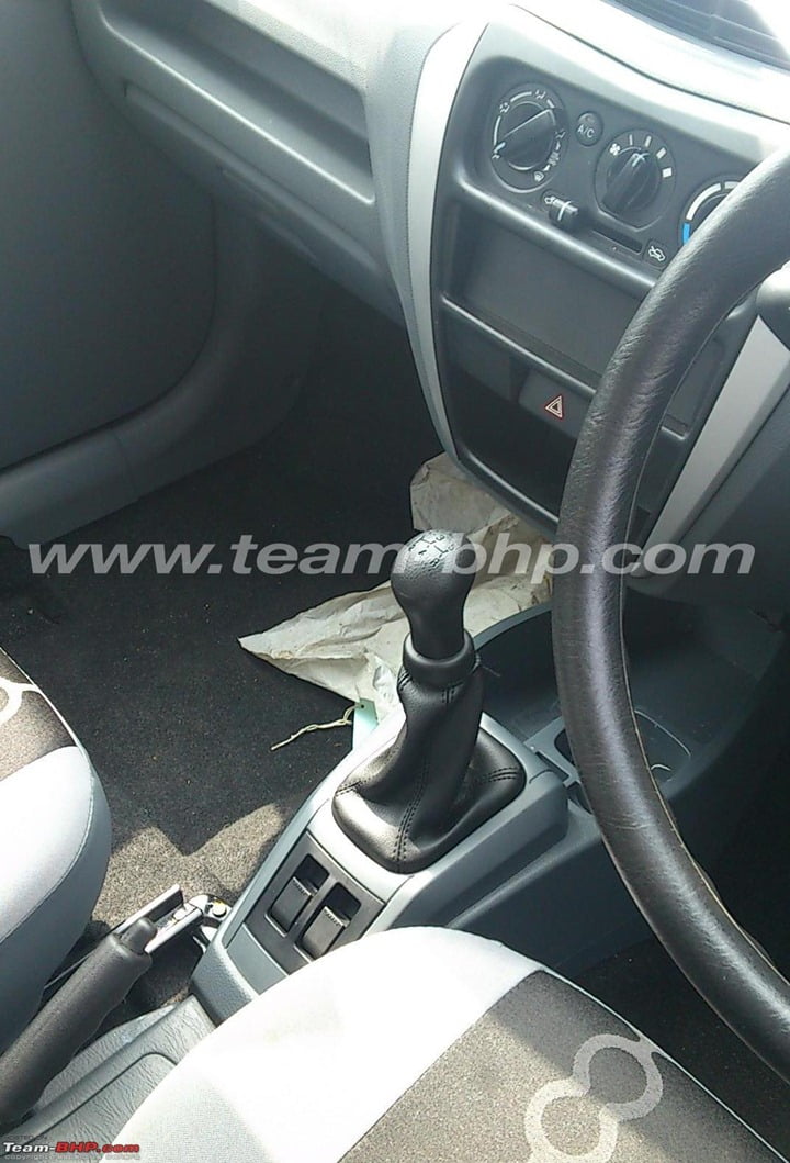 MarutiAlto800CNGCentralConsole.jpg CarBlogIndia