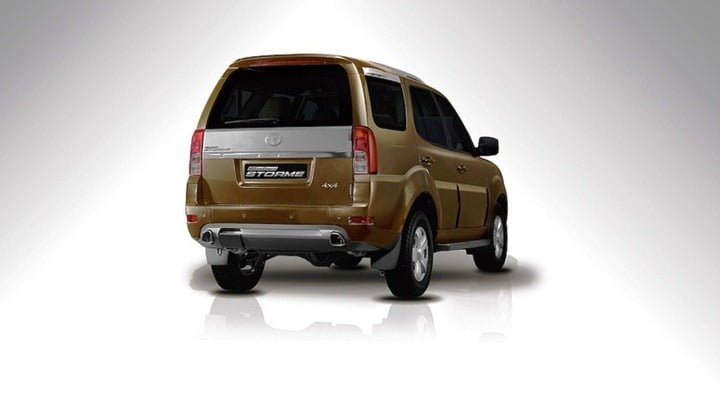 2012 Tata Safari Storme (5)