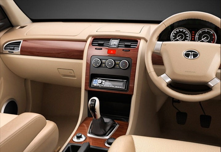 Tata Safari Storme Interiors