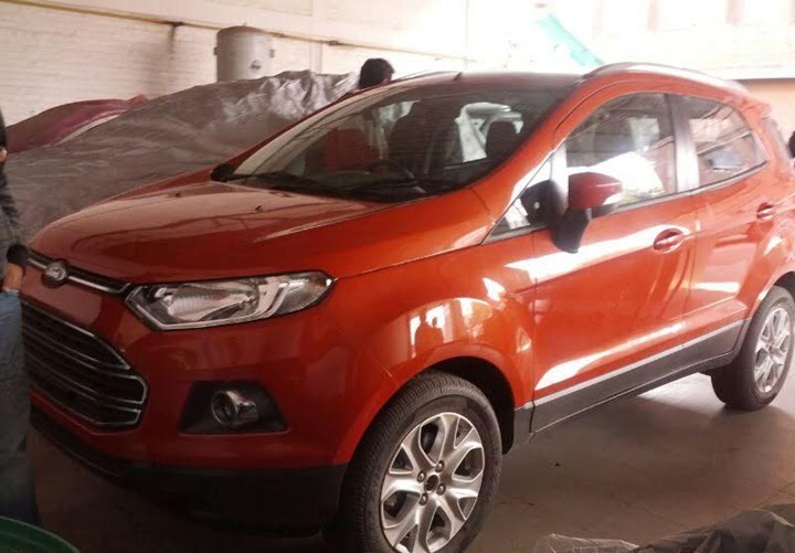 Ford EcoSport At Delhi Dealership (3)