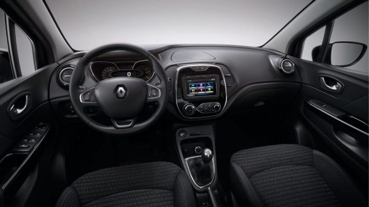 Renault Kaptur India front-interior-official-image-dashboard