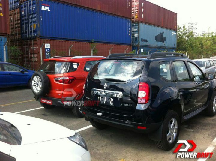Ford-EcoSport-and-renault-duster-spied-rear