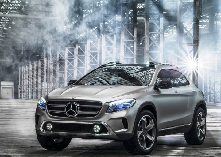 2013 Mercedes GLA Compact SUV Concept (7)