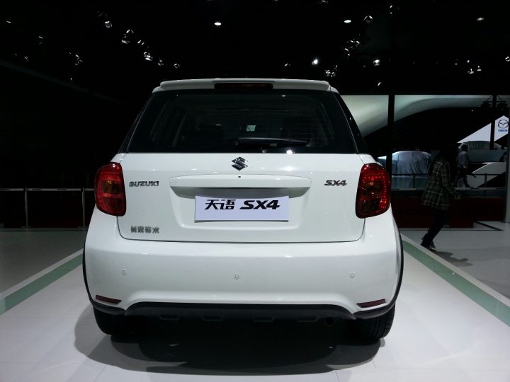 Suzuki SX4 Crossover Facelift
