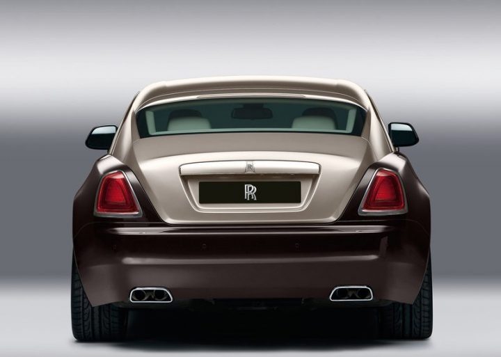 Rolls-Royce-Wraith_2014_800x600_wallpaper_0f