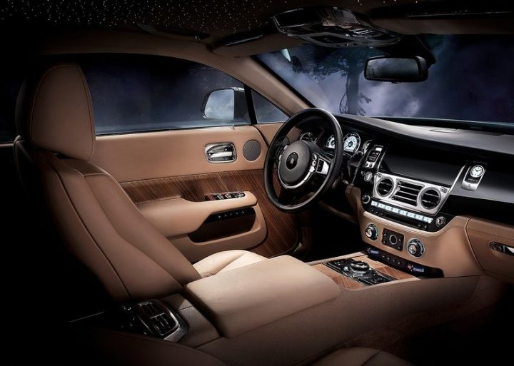 Rolls-Royce-Wraith_2014_800x600_wallpaper_10