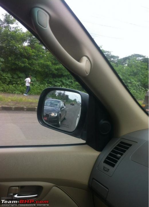 Audi-A3-Sedan-spied-front-headlight