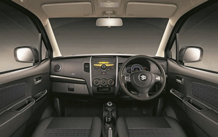 Dashboard-of-the-Maruti-Wagon-R-Stingray