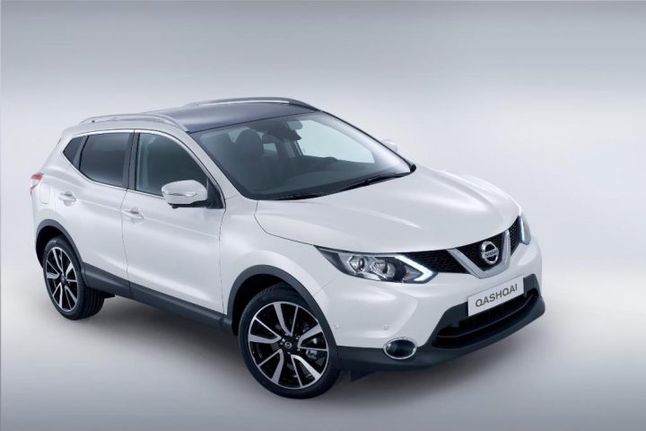 2014 Nissan Qashqai Front Top Right Qaurter