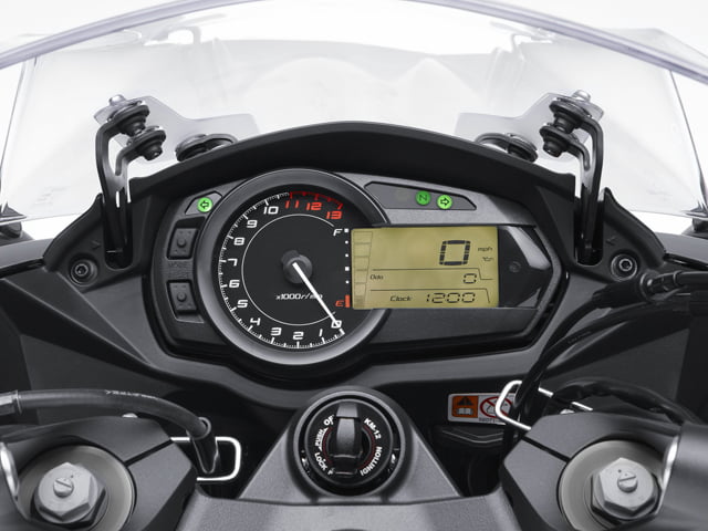 Kawasaki Ninja 1000 India Price Features Specs (4)