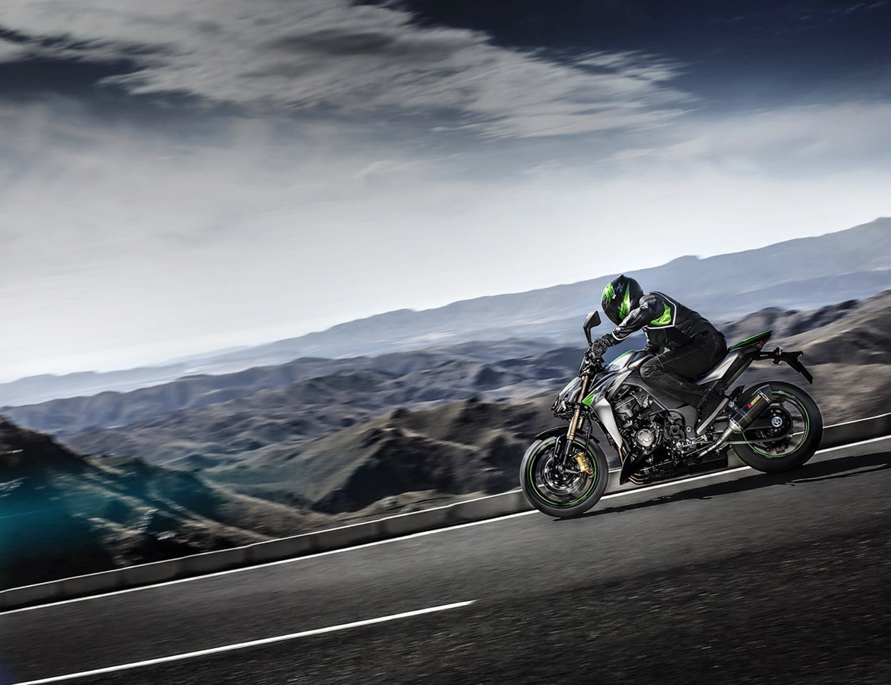 Kawasaki Z1000 India Price Features And Details (2)