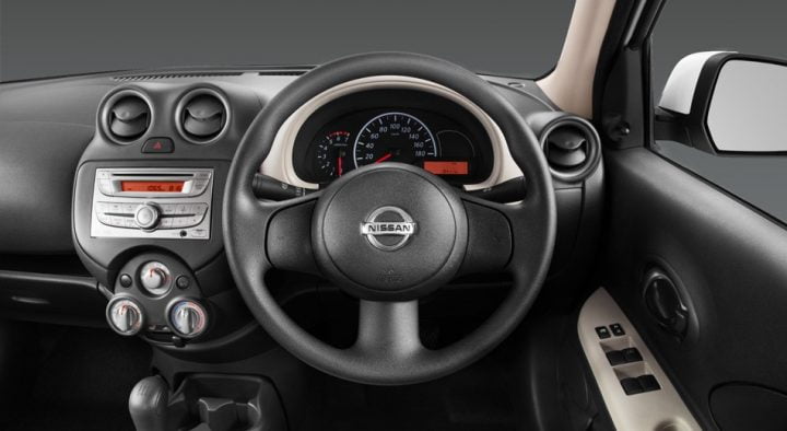 Nissan Micra Active Interior Steering Wheel