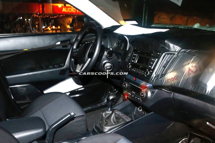 2015 Hyundai ix25 Spy Shot Interior Front Cabin