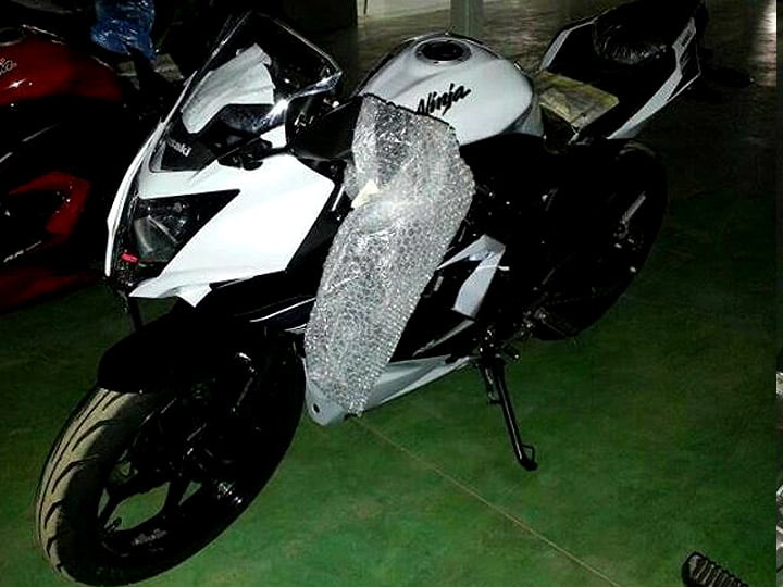 2014 Kawasaki Ninja 250SL Spy Shot