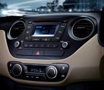 2014 Hyundai Xcent Interior Centre Console