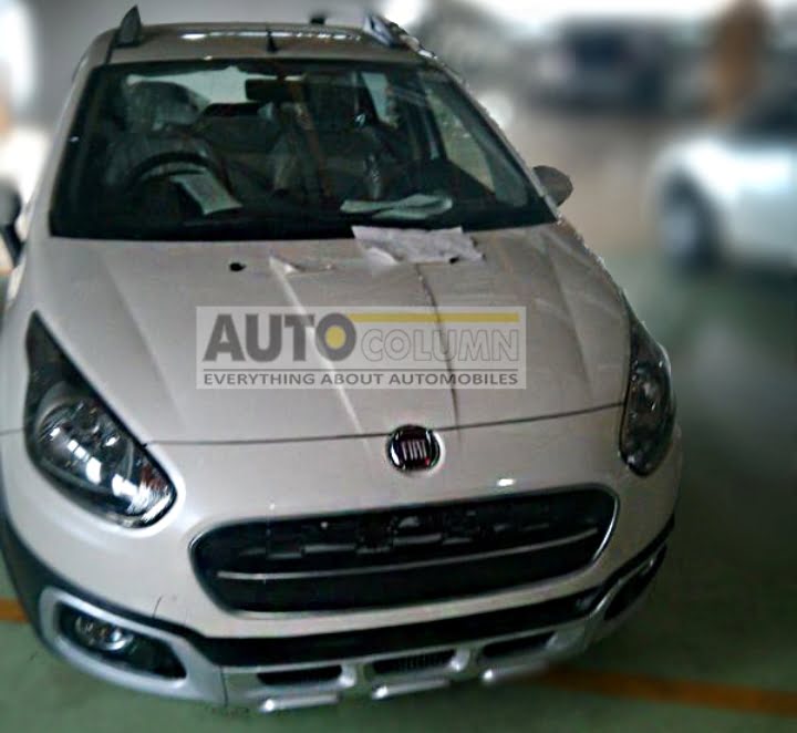 2014 Fiat Avventura Production Variant Spy Shot Front Right