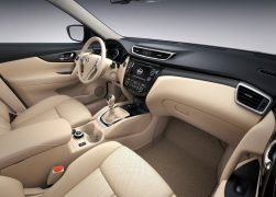 2014 Nissan X-Trail Interior Fron Cabin Passenger Seat View