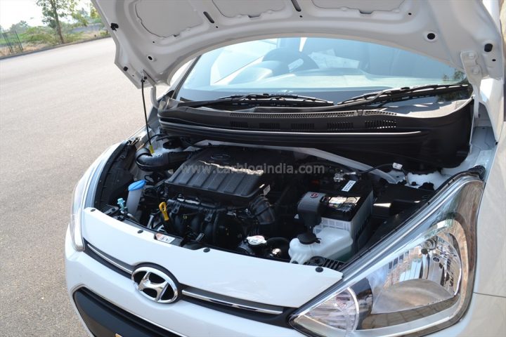 Hyundai Xcent Review By Car Blog India Car Experts (5)