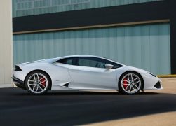 Lamborghini Huracan LP610-4 Right Side Profile