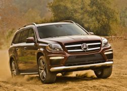 2013 Mercedes-Benz GL63 AMG Front Right Quarter