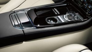 2014 Jaguar XJ Interior Lower Centre Console