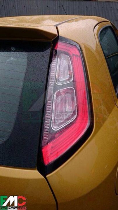 2014 Fiat Punto Facelift Spy Shot Tail-lamp