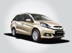 Honda Mobilio Front Right Quarter