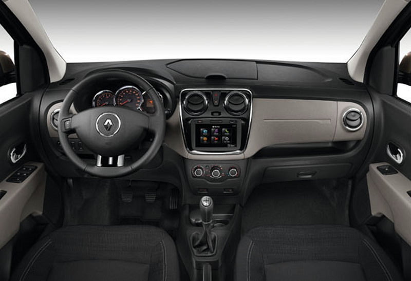 Renault Lodgy high end interior CarBlogIndia