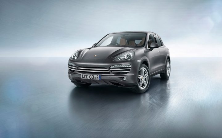 2014 Porsche Cayenne Platinum Edition