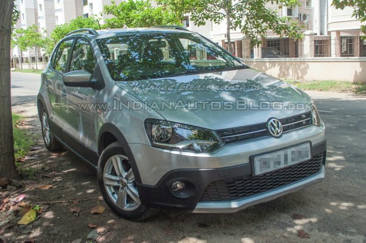 2014-VW-Cross-Polo-facelift-IAB-front