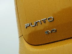 fiat-punto-evo-petrol-diesel-90-hp-first-drive-ride-road-test-review-india-zigwheels-19072014-g22_640x480