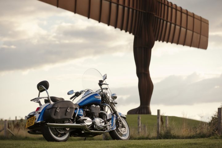 2014_Triumph_Thunderbird_LT_091113_3