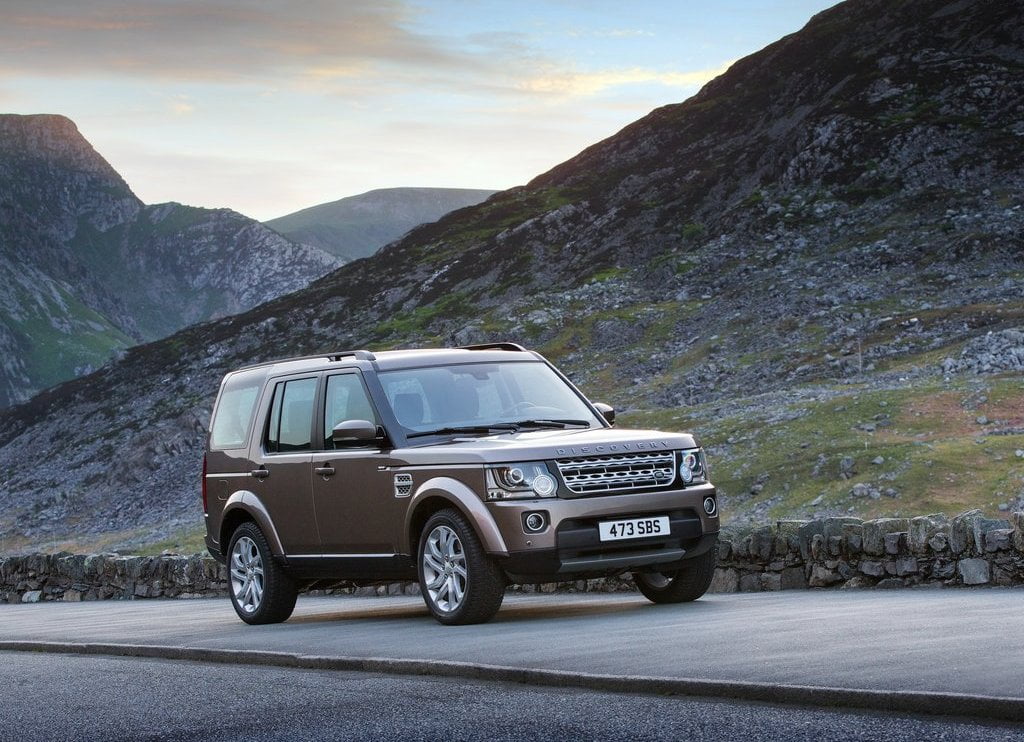 2015 Land Rover Discovery Front Right Quarter