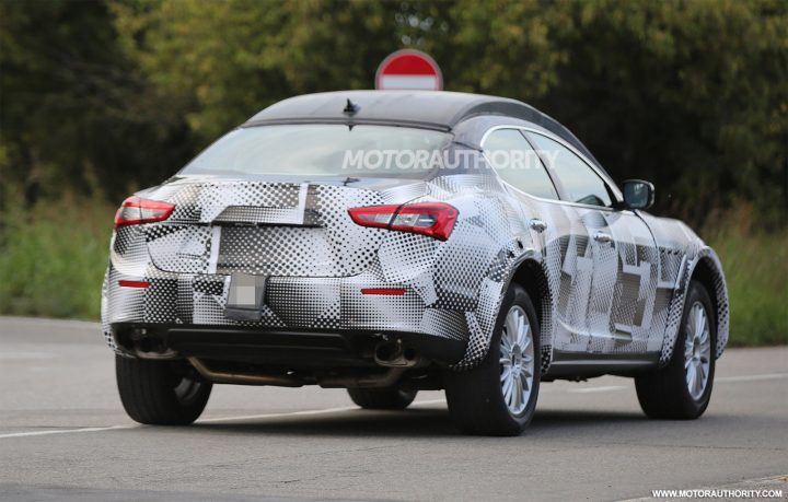 2016-maserati-levante-test-mule-spy-shots_100477826_h