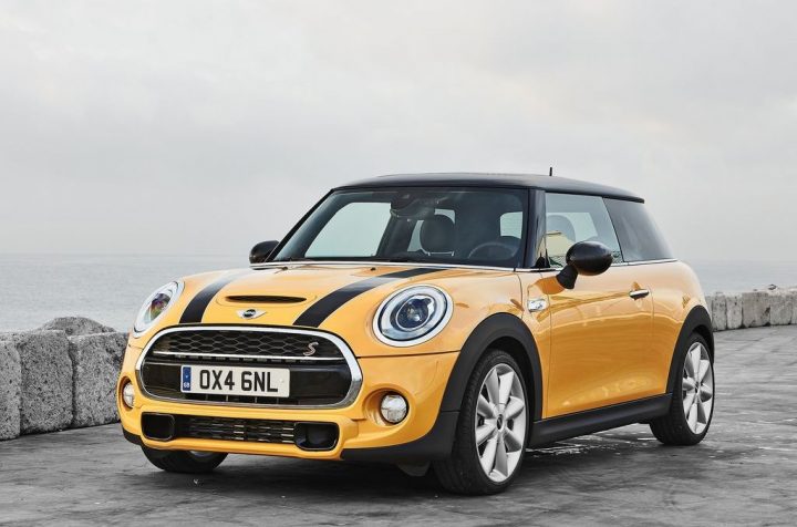 2014-Mini-Cooper-S-1