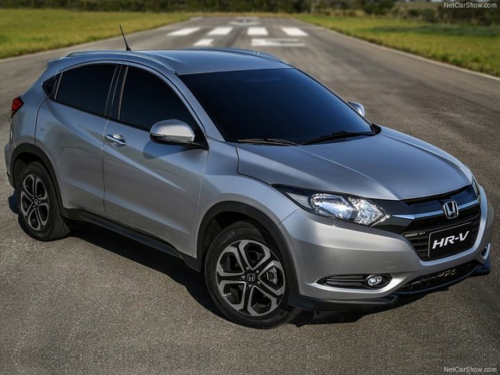 Honda-HR-V_2015_800x600_wallpaper_03