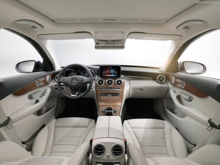 Mercedes-Benz-C-Class_2015_800x600_wallpaper_57