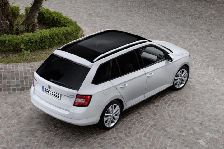 2015-skoda-fabia-combi-estate-images-rear